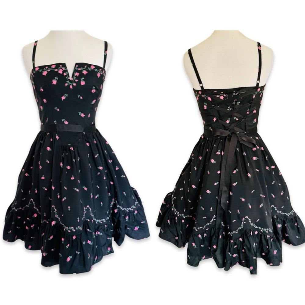 NWOT Betsey Johnson Rosebud Garden Tea Party Dress in Black